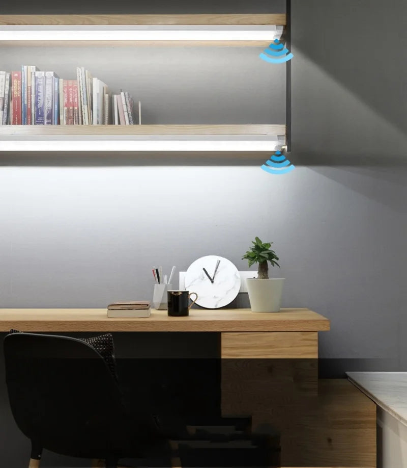 Lampe LED détecteur de mouvements,rechargeable par USB.