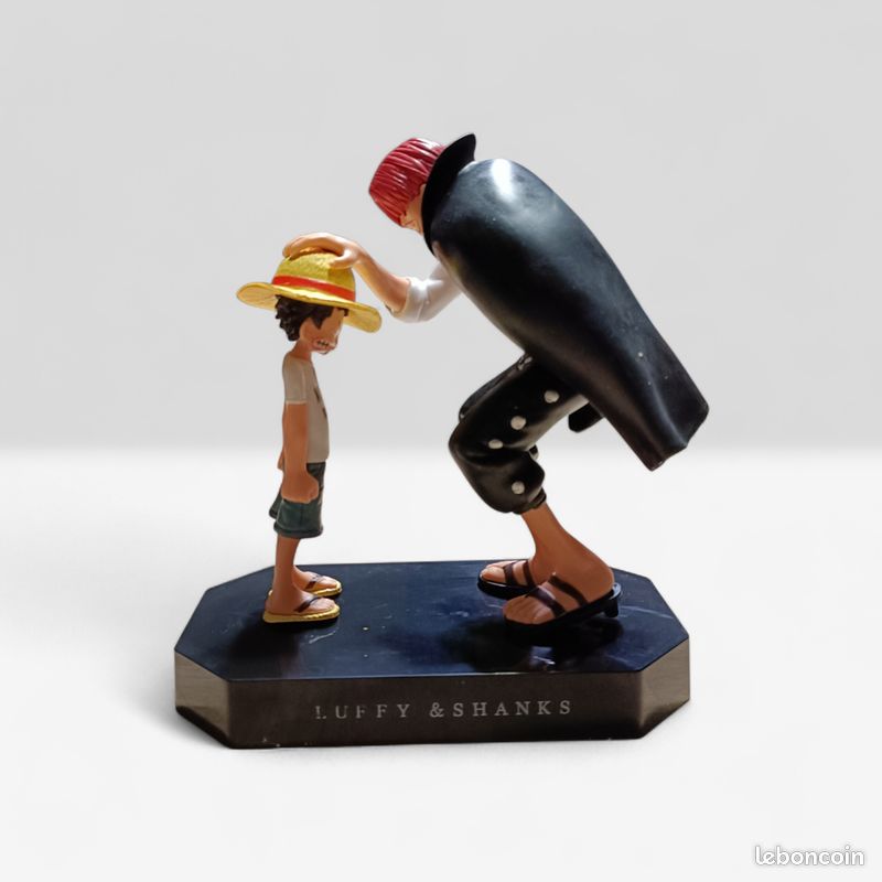 Figurine One Piece Luffy et Shanks – Neuve – Collection Manga Anime